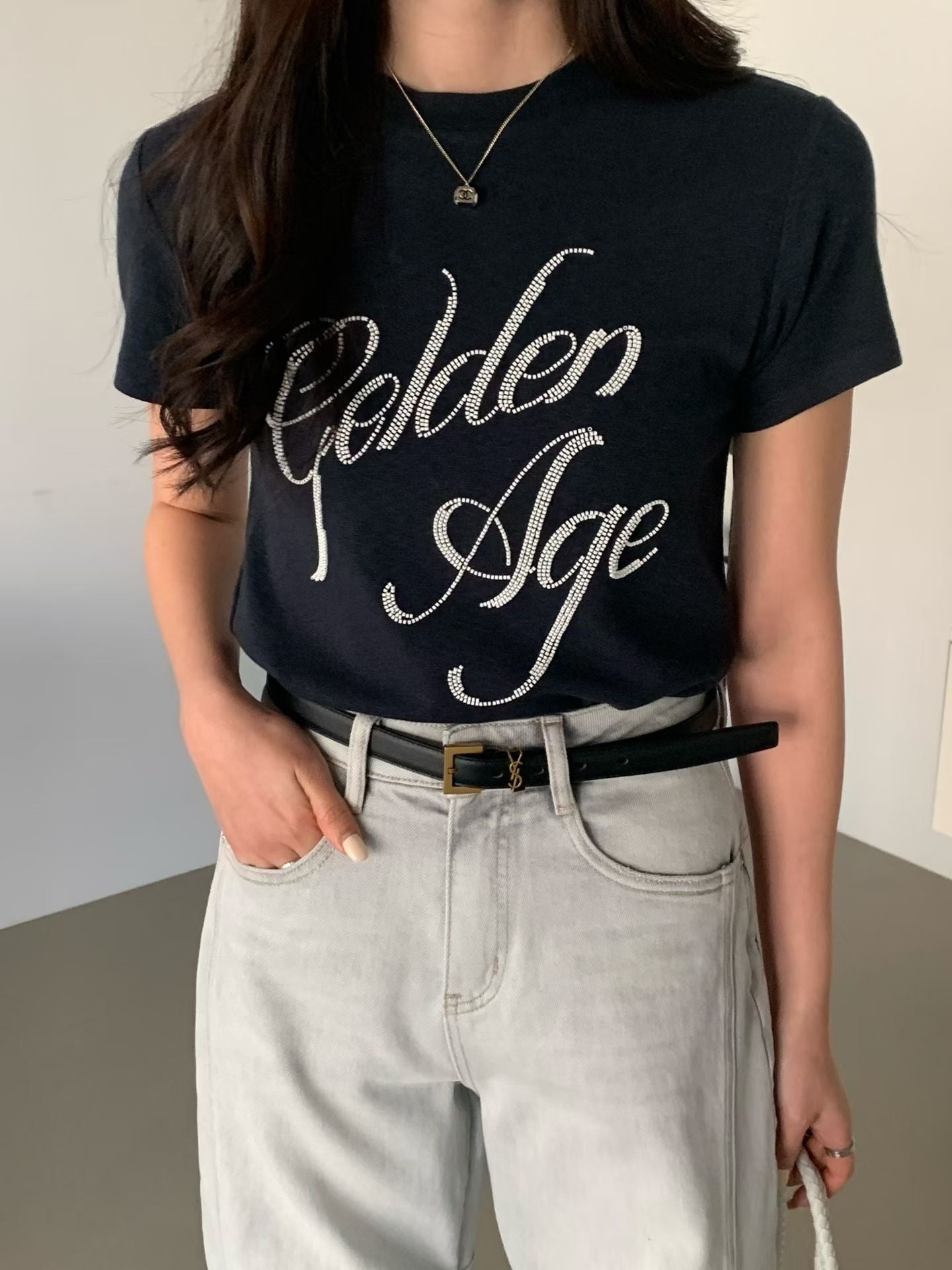 ♡百搭亮眼串珠Golden Age字母棉T♡ (C260310)