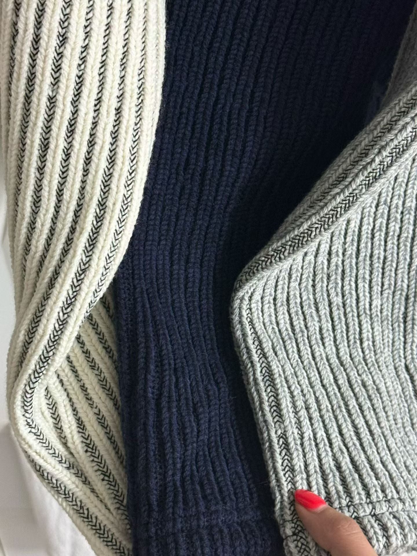 ♡立體直條紋編織口袋拉鍊外套♡ (C251225)