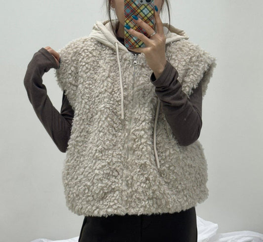 ♡雙面QQ暖毛連帽背心♡ (C251249)