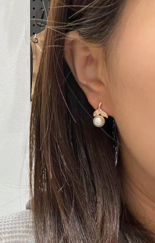 ❣ 鑲鑽樹葉珍珠耳環 ❣ (E250313)