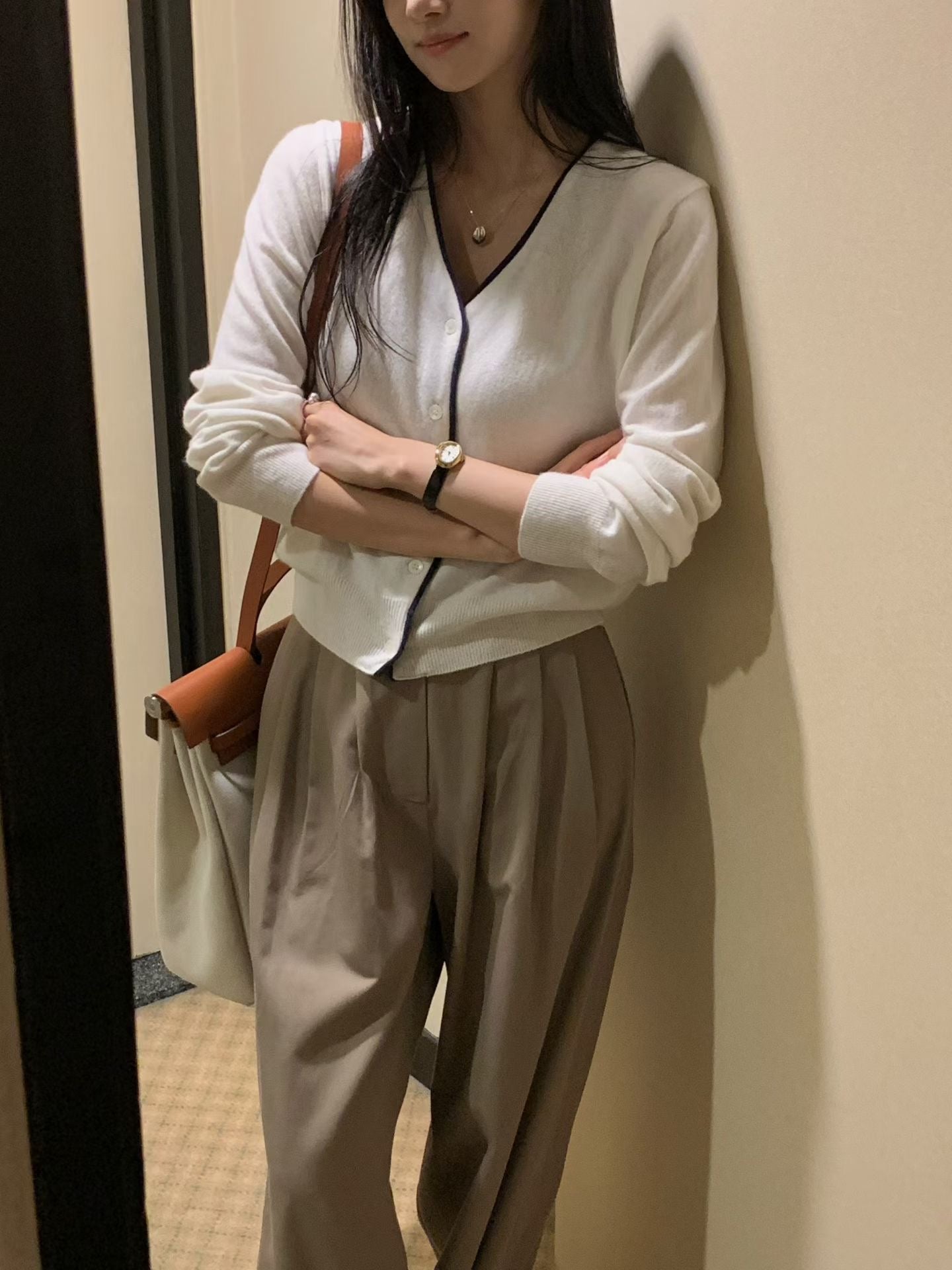 ♡ 優雅V領撞色滾邊開襟衫♡ (C251033)