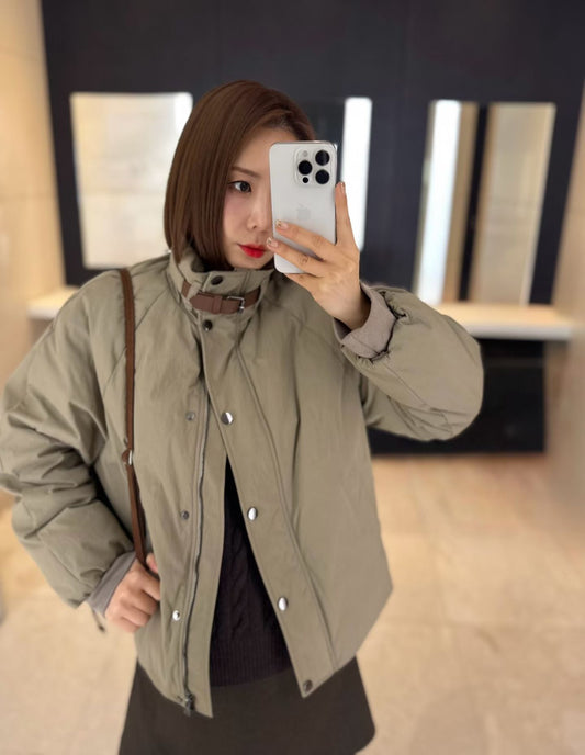 ♡帥氣質感扣帶暖絨外套♡ (C251221)