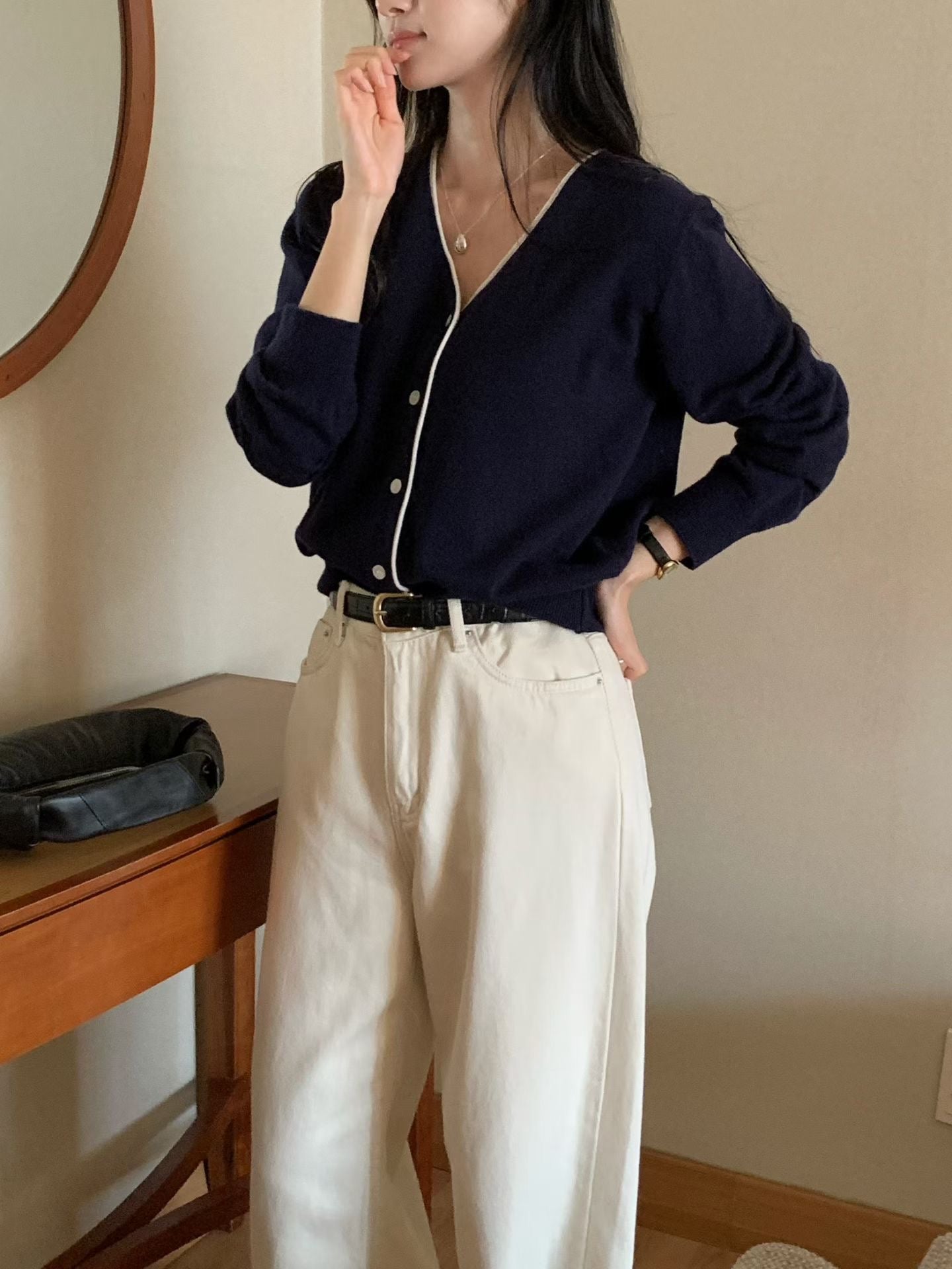 ♡ 優雅V領撞色滾邊開襟衫♡ (C251033)