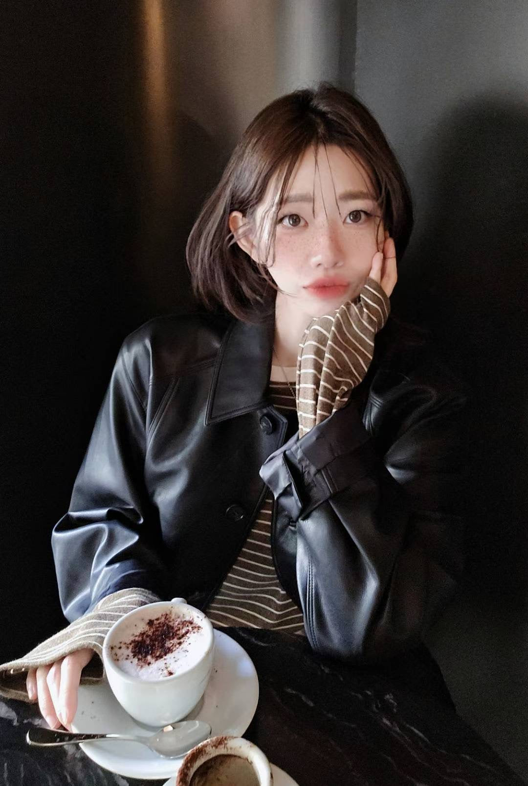 ♡Oni家♡極簡俐落仿皮革長夾克 (C251166)