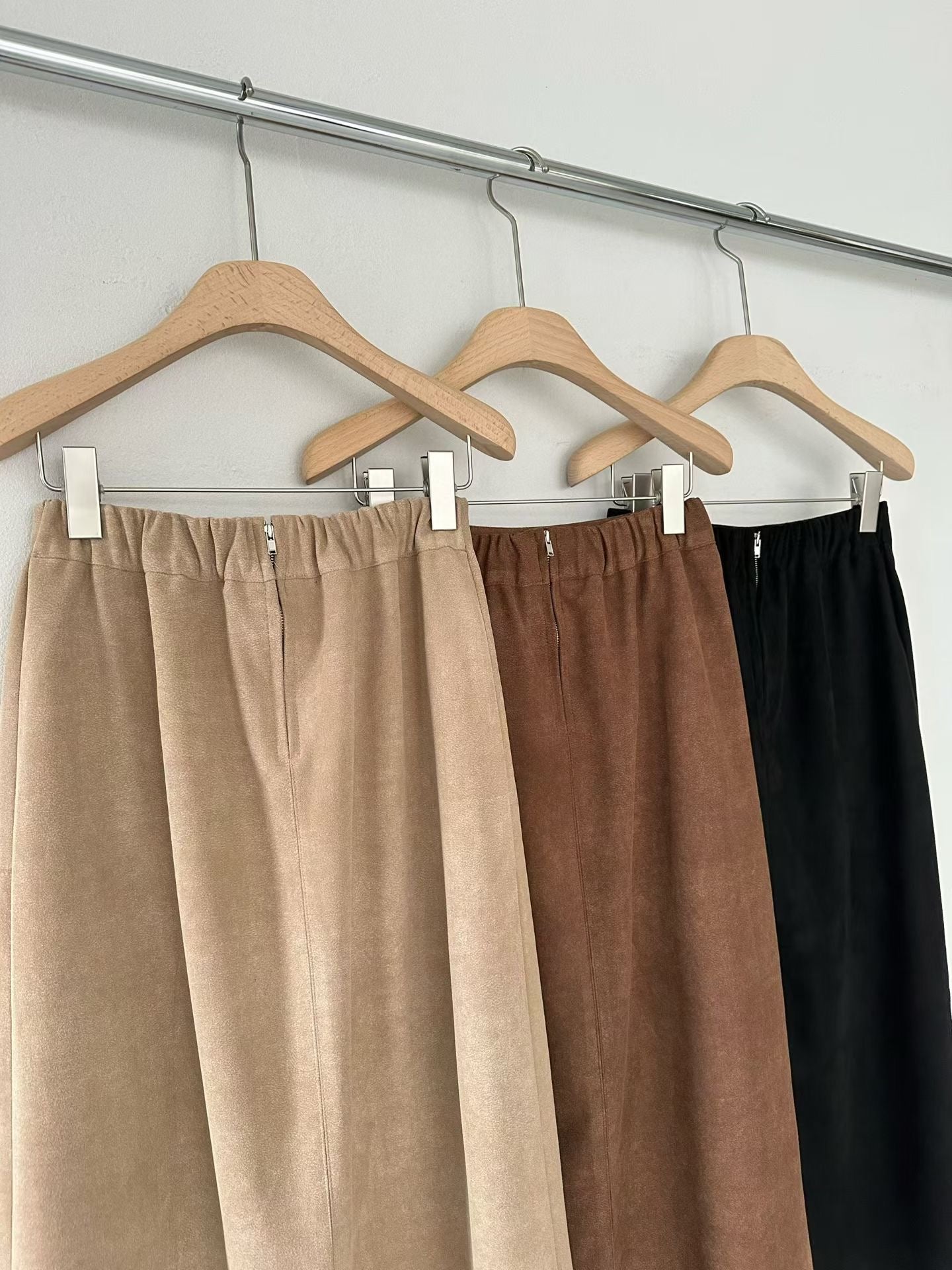 ♡都會微彈麂皮感中長裙♡ (C251117)