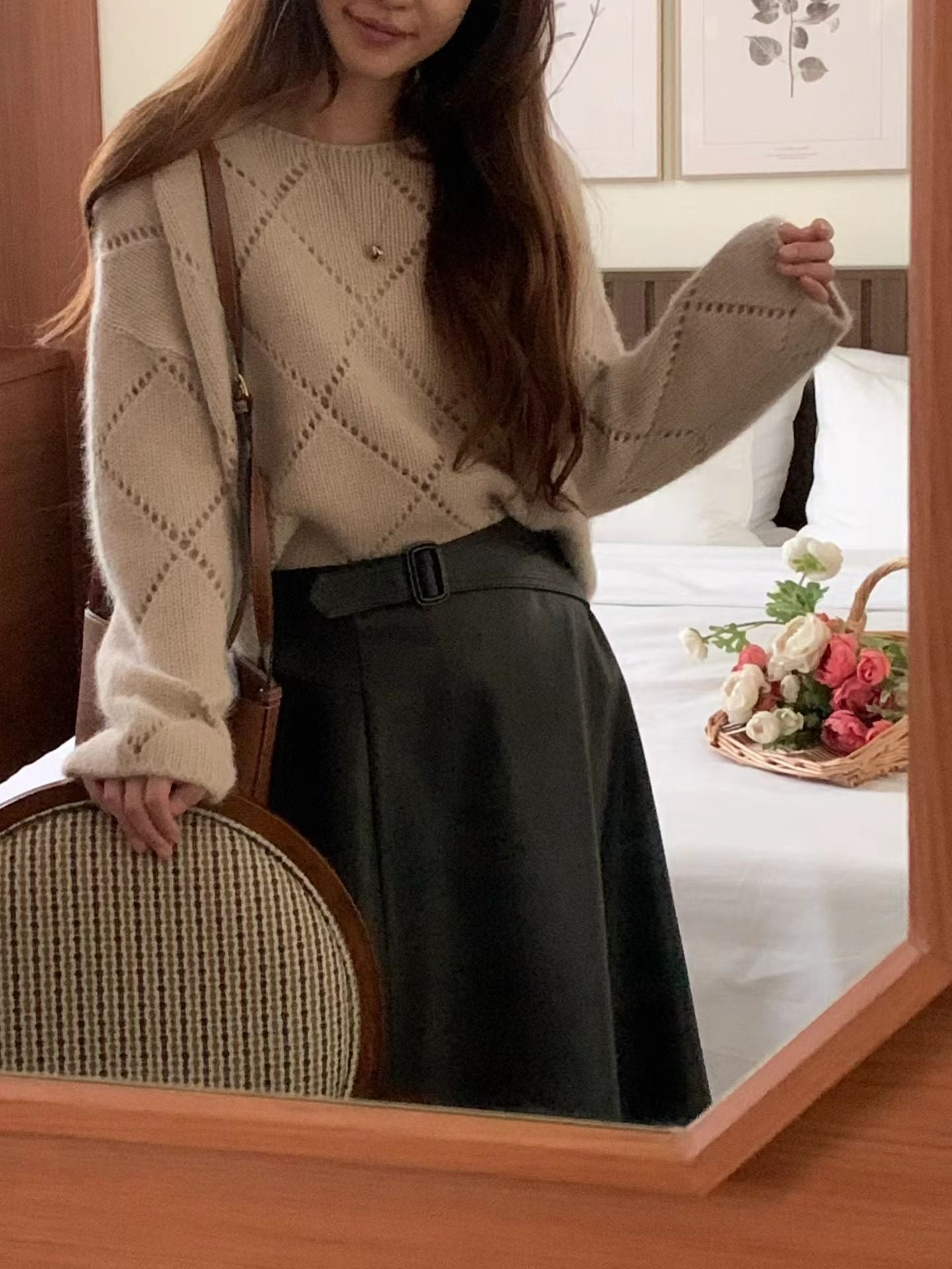 ♡氣質Oni家♡慵懶圓領簍空菱格毛衣 (C251134)