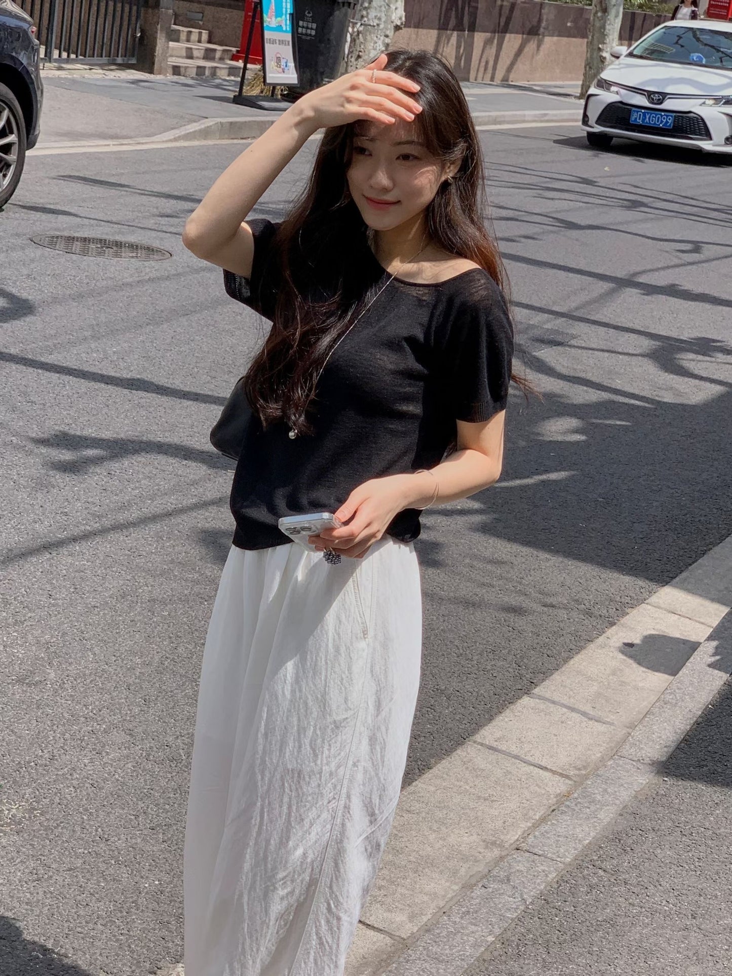 ♡輕薄鬆弛感大U領針織上衣♡ (C260511)