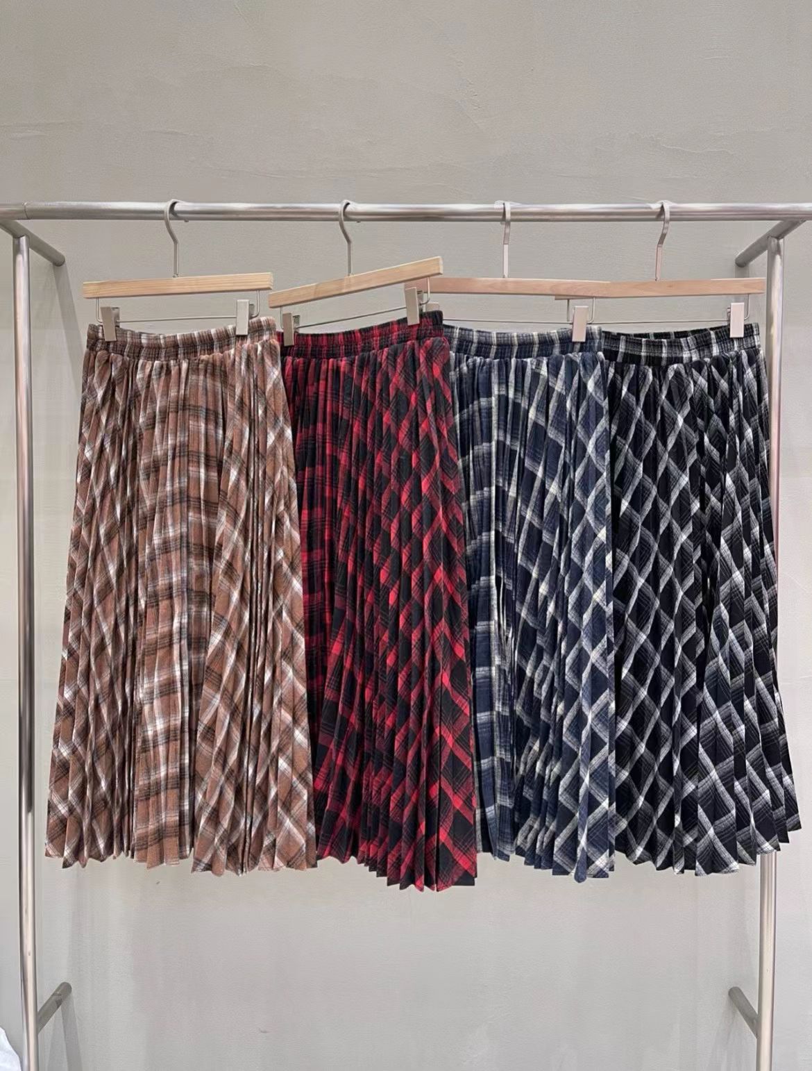 ♡氣質Oni家♡立體格韻垂墜百褶長裙 (C251232)