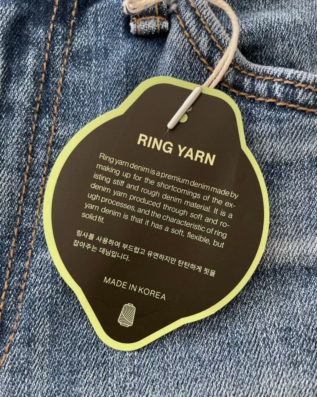 ♡時尚刷破斜線顯瘦牛仔褲♡ (C260421)