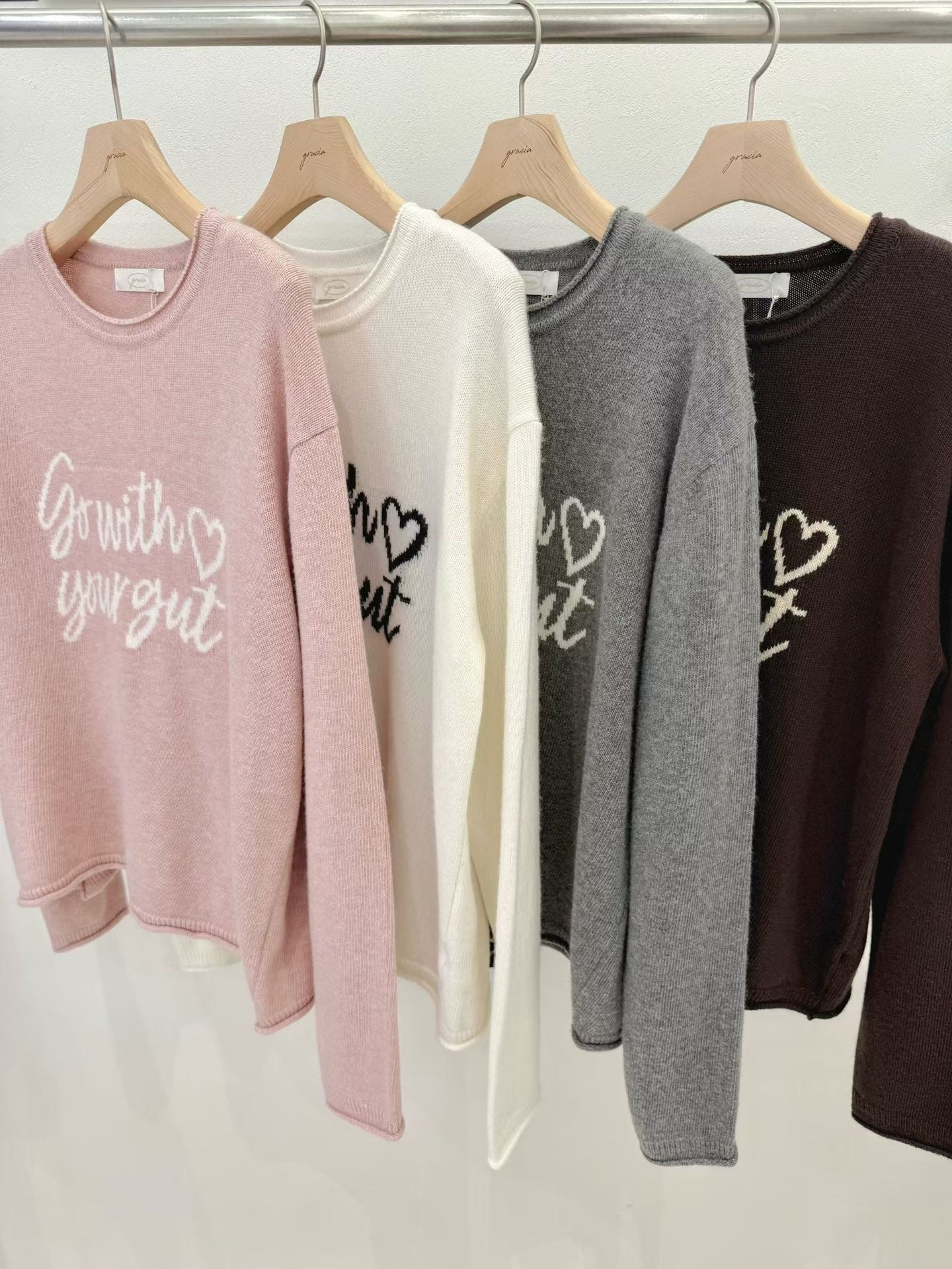 ♡活力字母圓領毛衣♡ (C251020)