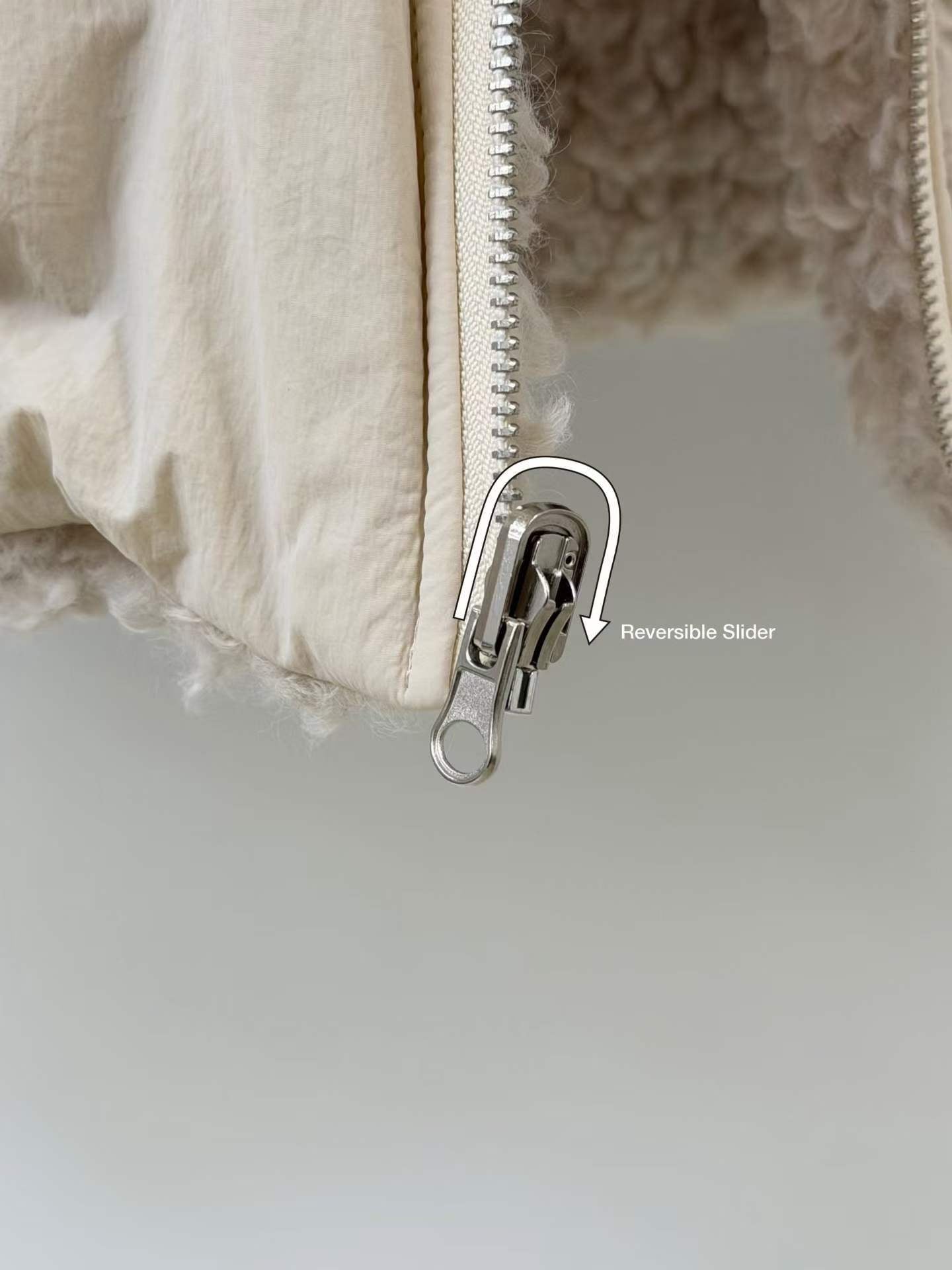 ♡雙面QQ暖毛連帽背心♡ (C251249)