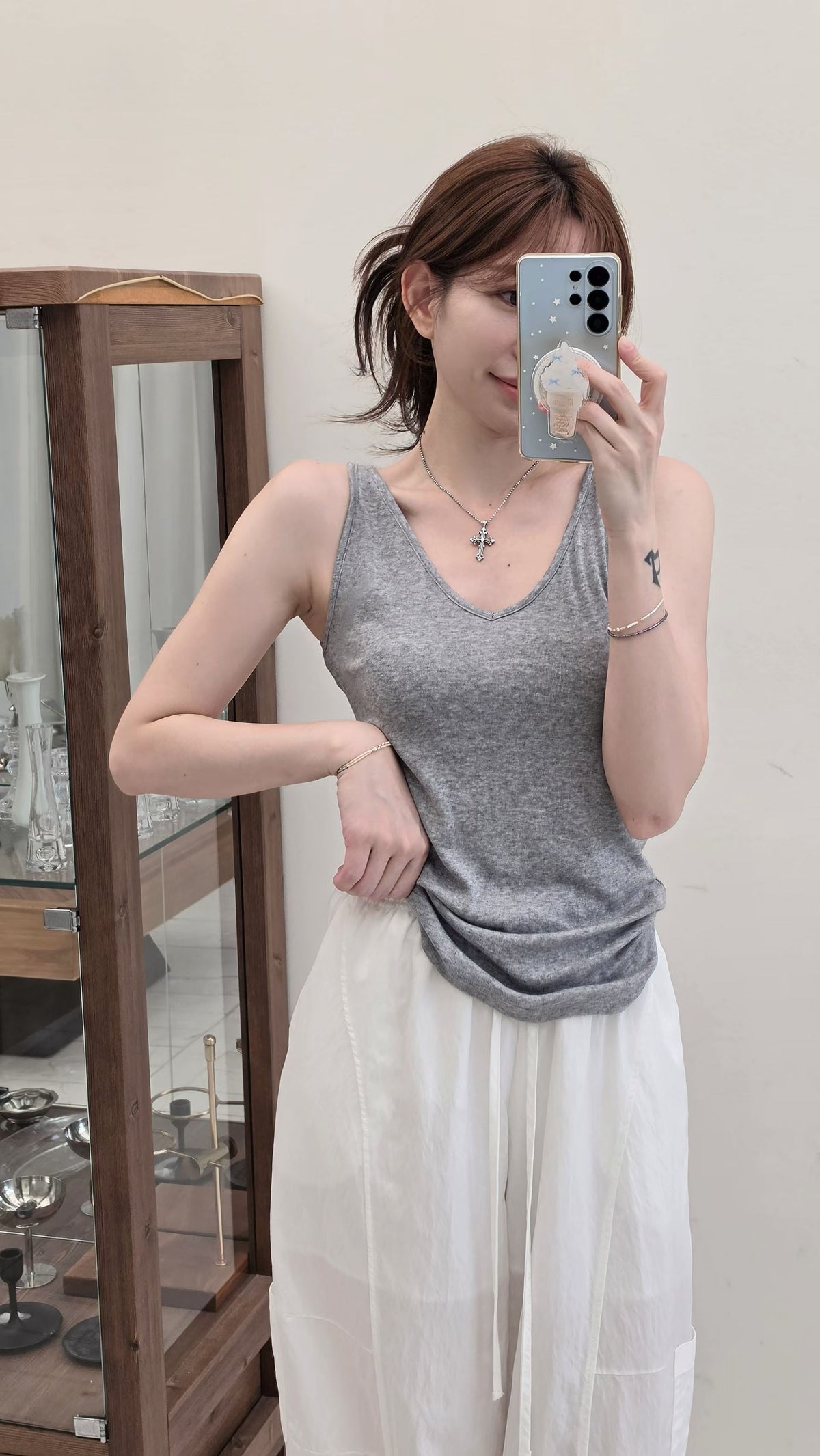 ♡Oni家♡極簡天絲羊毛V領背心 (C260901)