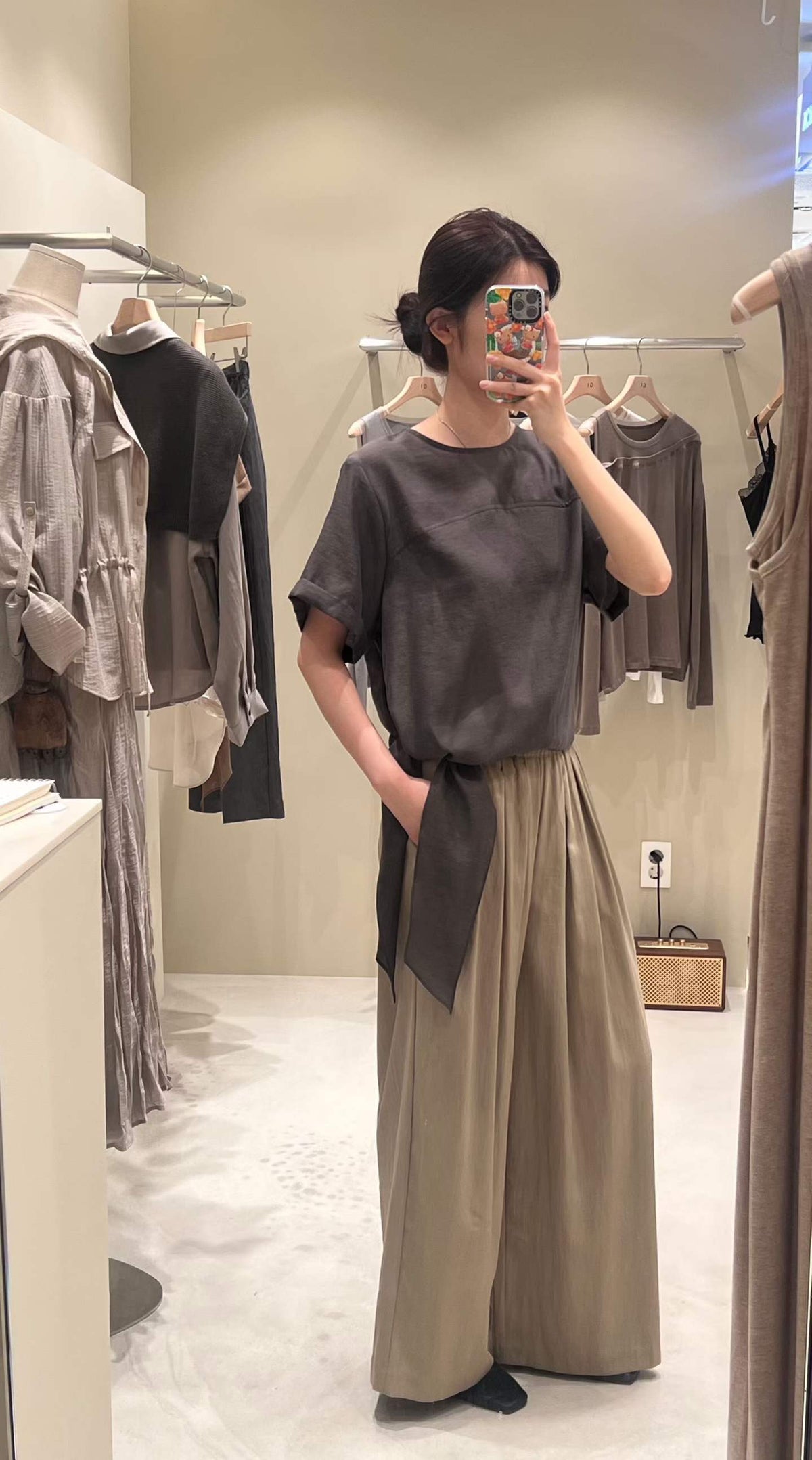 ♡Soft Knot 日常百搭綁結天絲短袖上衣♡ (C260915)