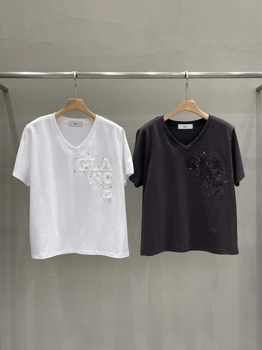 ♡Soft Graphic立體字母潑墨V領上衣♡ (C260919)