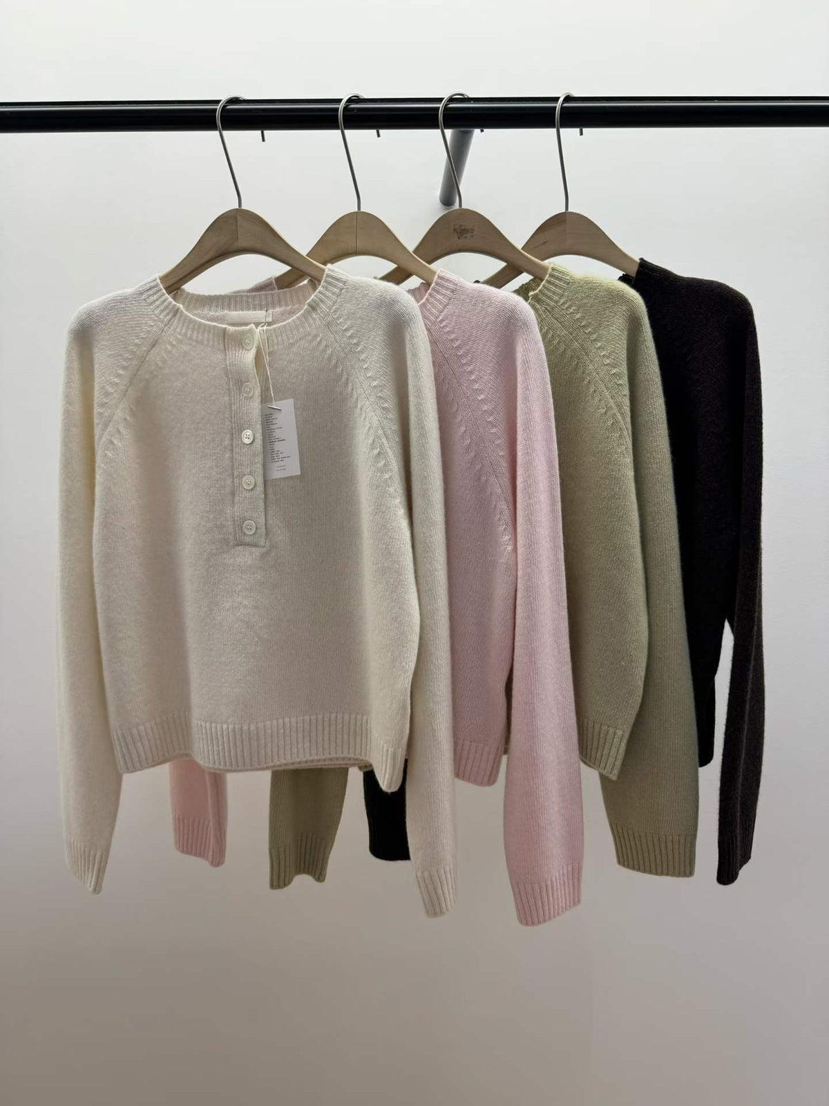 ♡Maison Cashmere法式羊絨亨利領針織衫♡ (C260941)