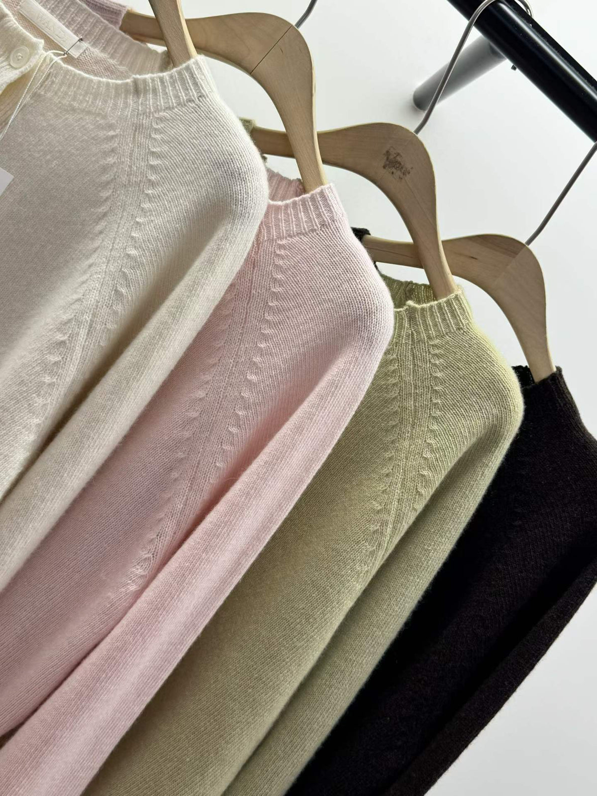 ♡Maison Cashmere法式羊絨亨利領針織衫♡ (C260941)