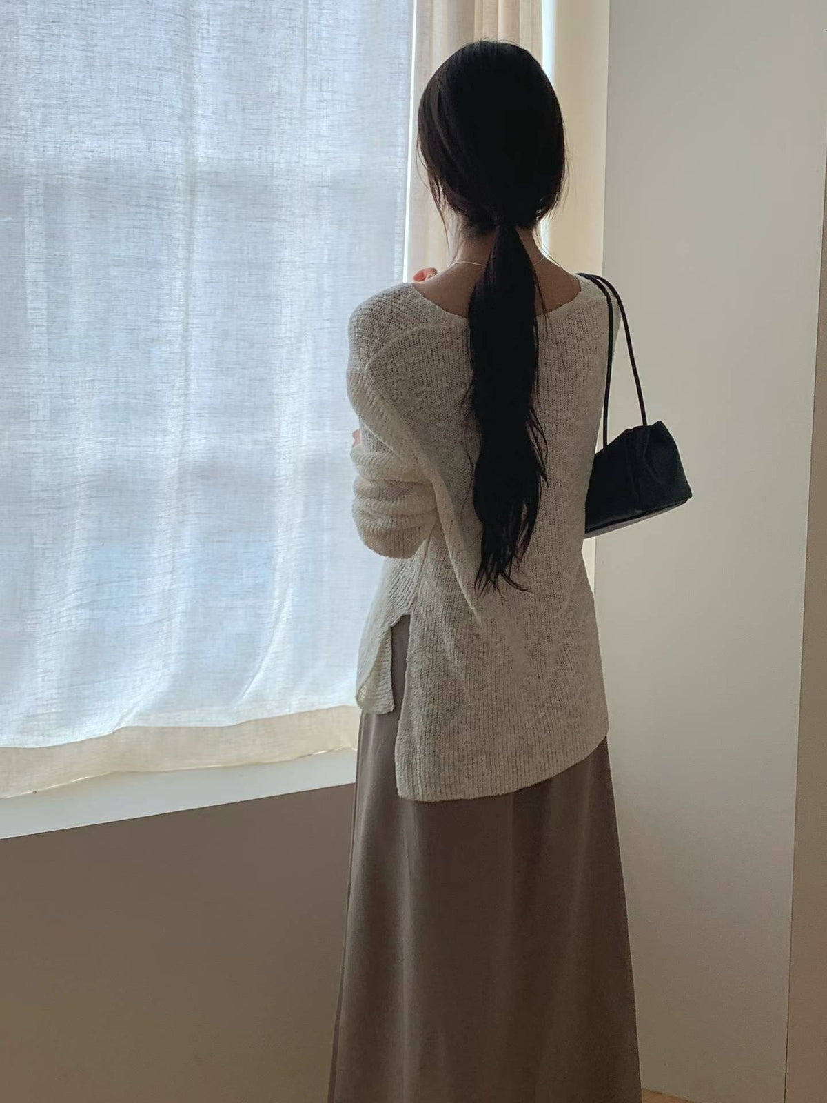 ♡雲柔感超顯瘦V領針織上衣♡ (C260955)