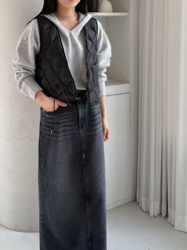 ♡皮革感菱格紋輕暖背心♡ (C261032)