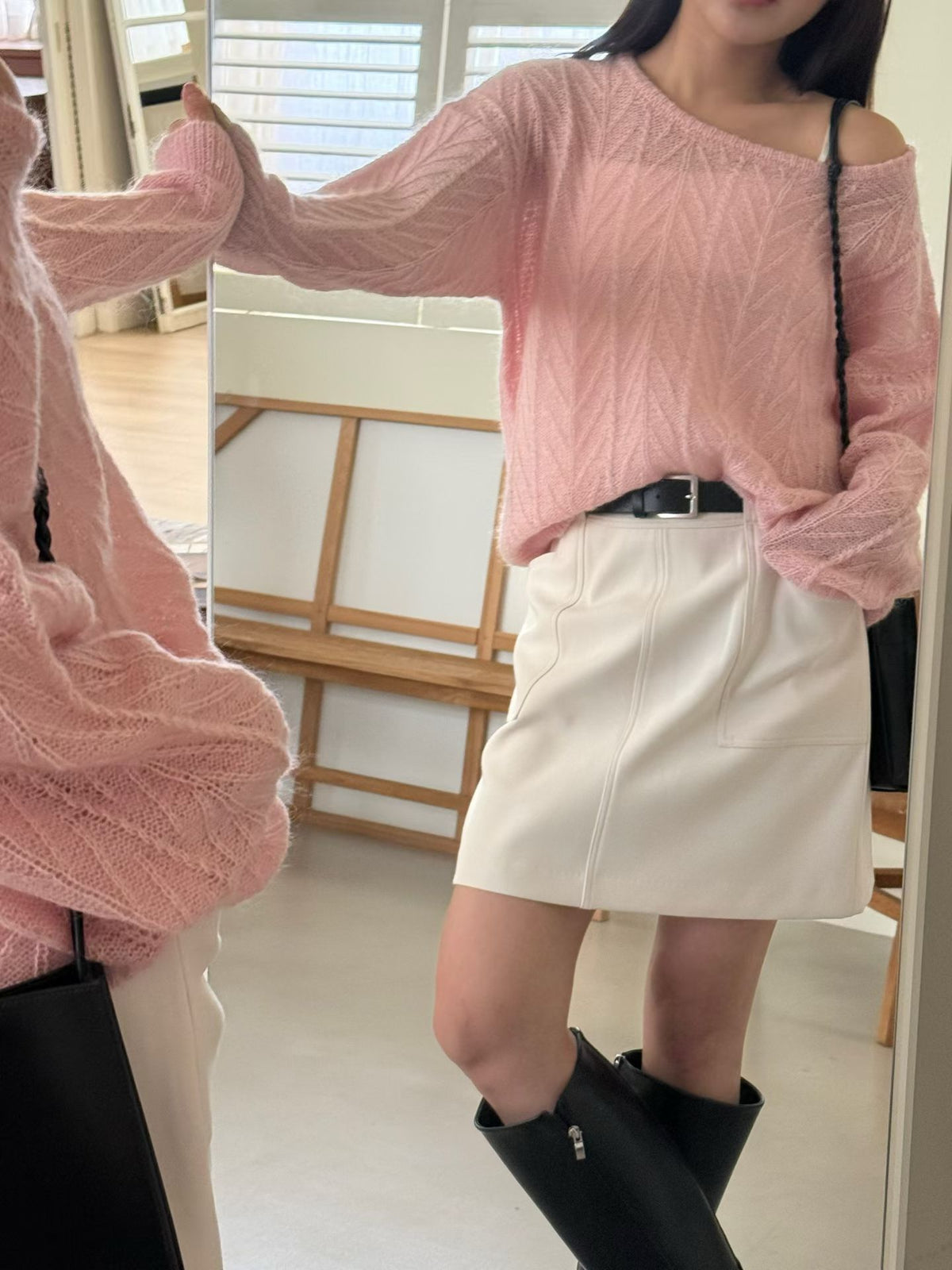 ♡Feather Soft 輕盈鏤空麻花針織上衣♡ (C260927)