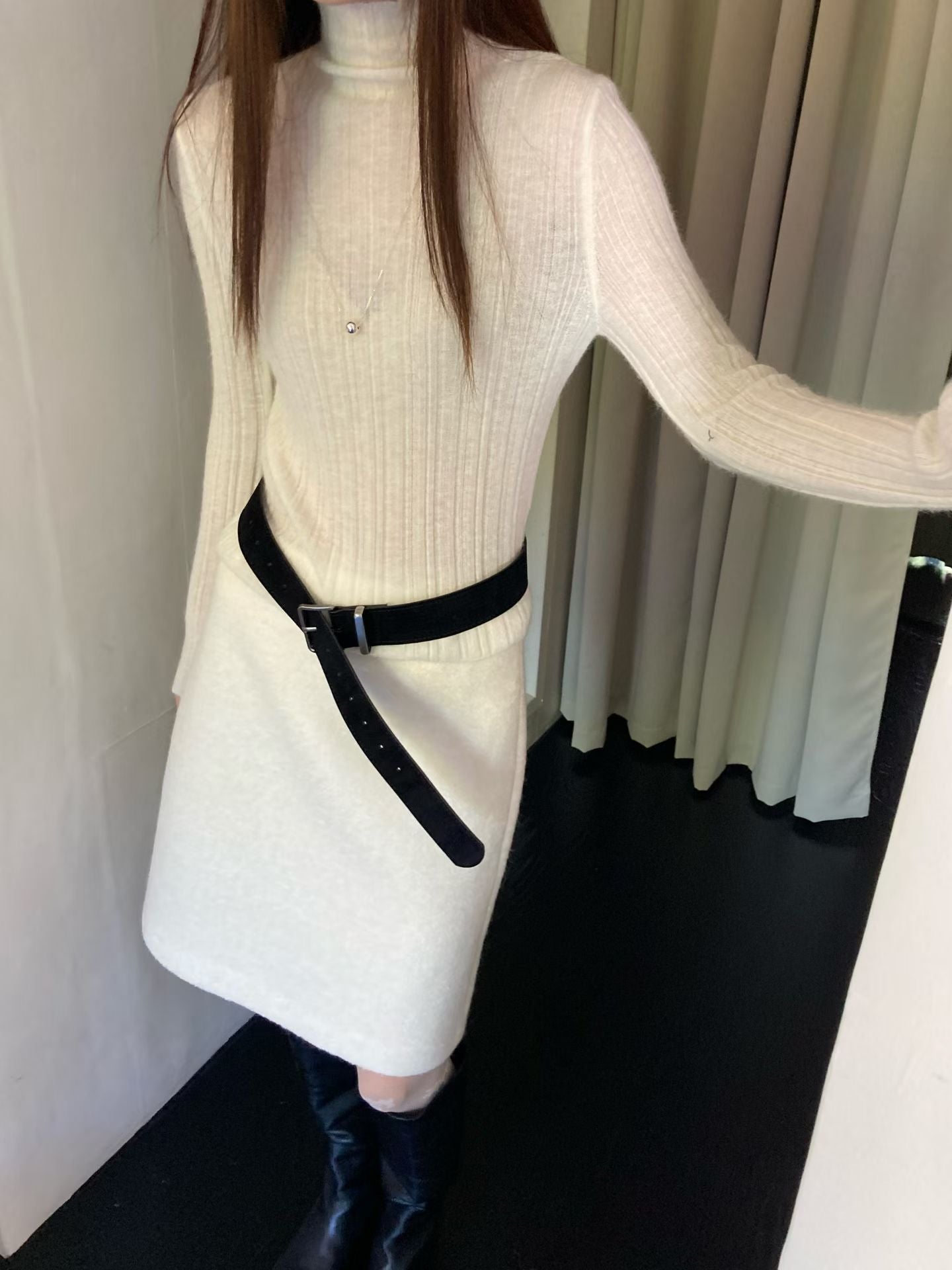 ♡奢柔精織立領修身打底上衣♡ (C251264)