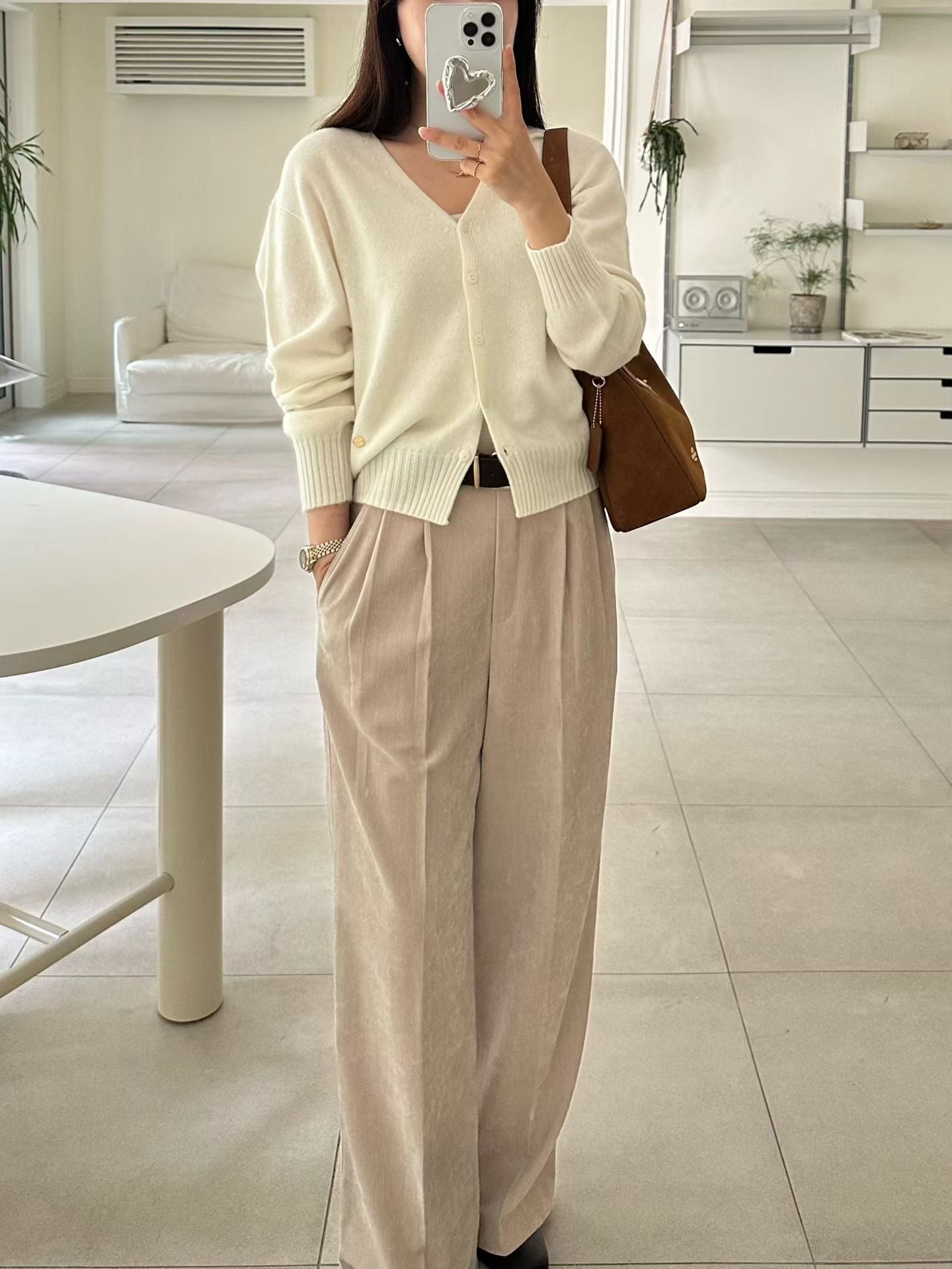 ♡質感天絲霧絨感奶油褲♡ (C251121)