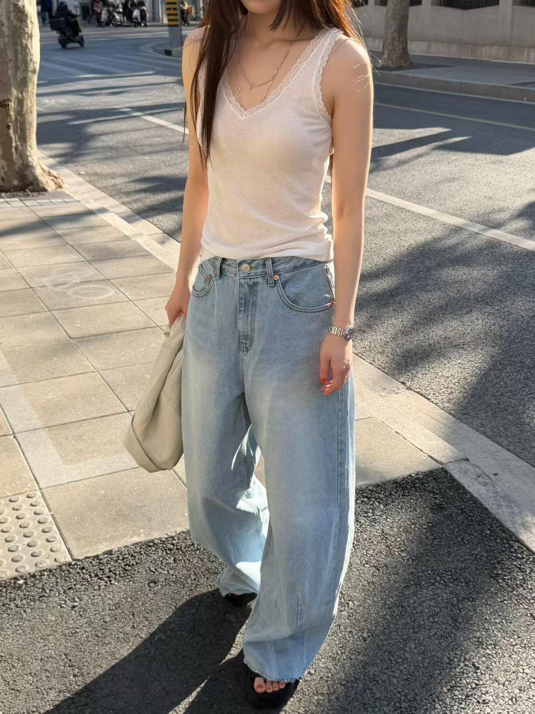 ♡百搭V領蕾絲內搭背心♡ (C260560)