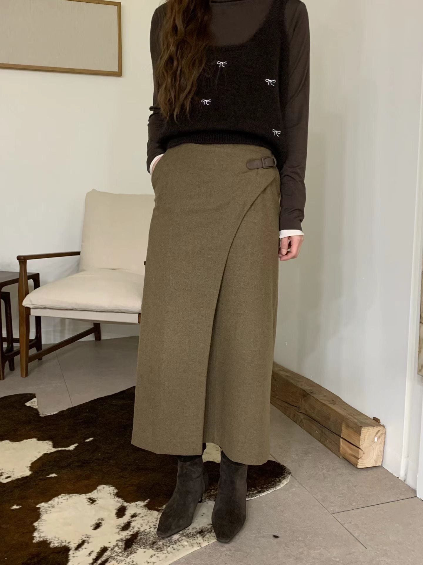 ♡氣質Oni家♡質感腰扣弧線人字紋長裙 (C251231)