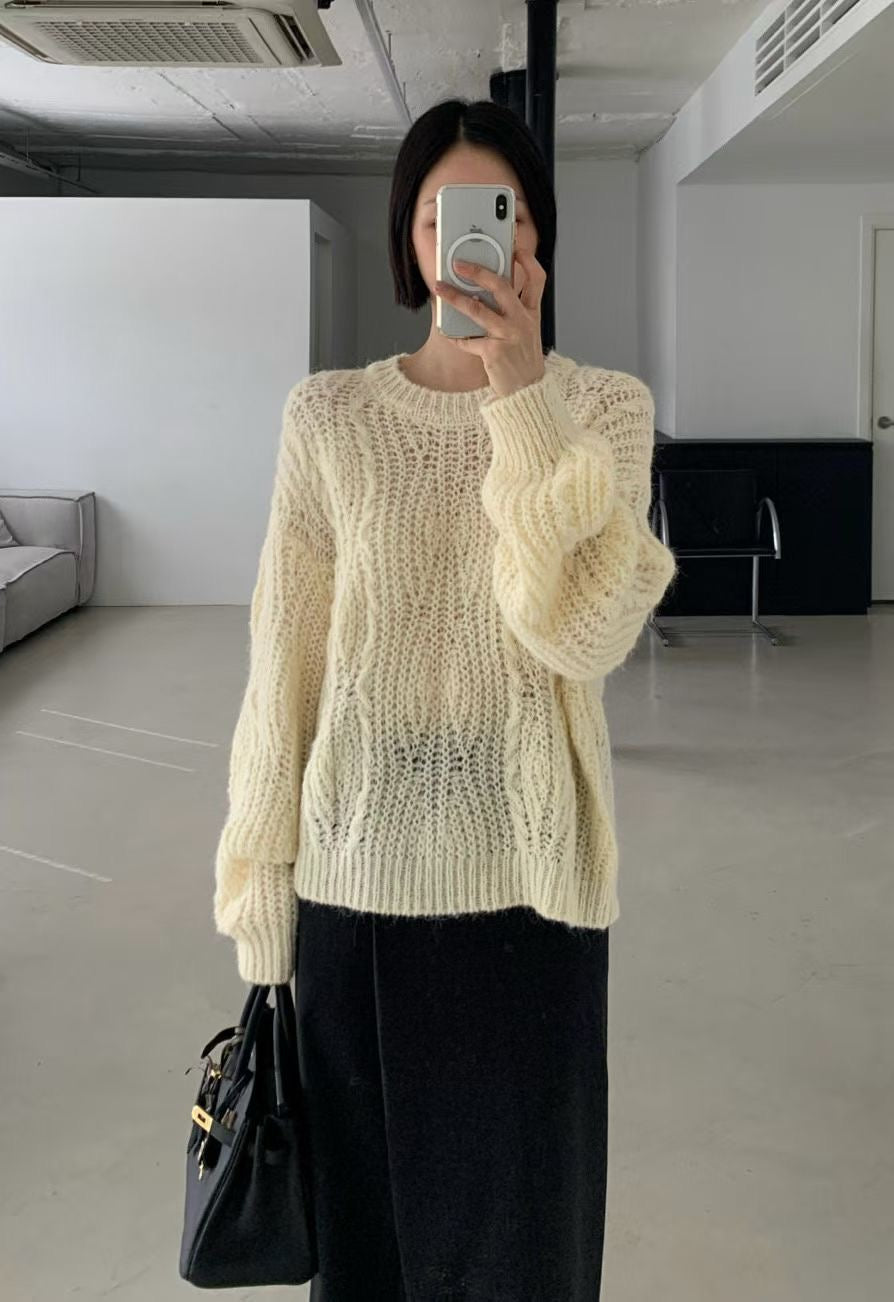 ♡冬日軟慵麻花洞洞毛衣♡ (C251229)