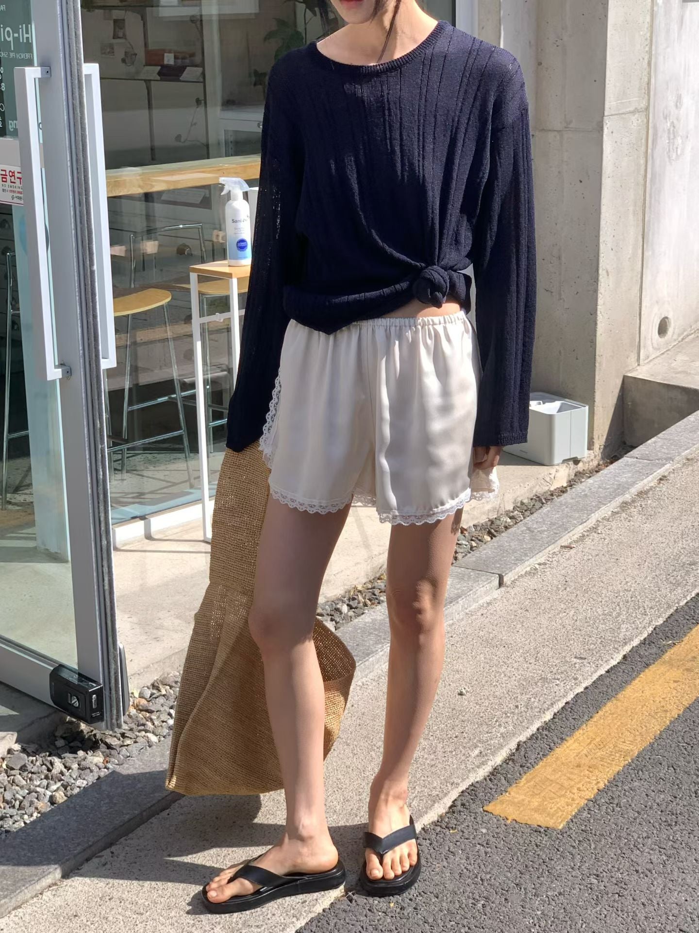 ♡奶油冰絲蕾絲短褲♡ (C260661)