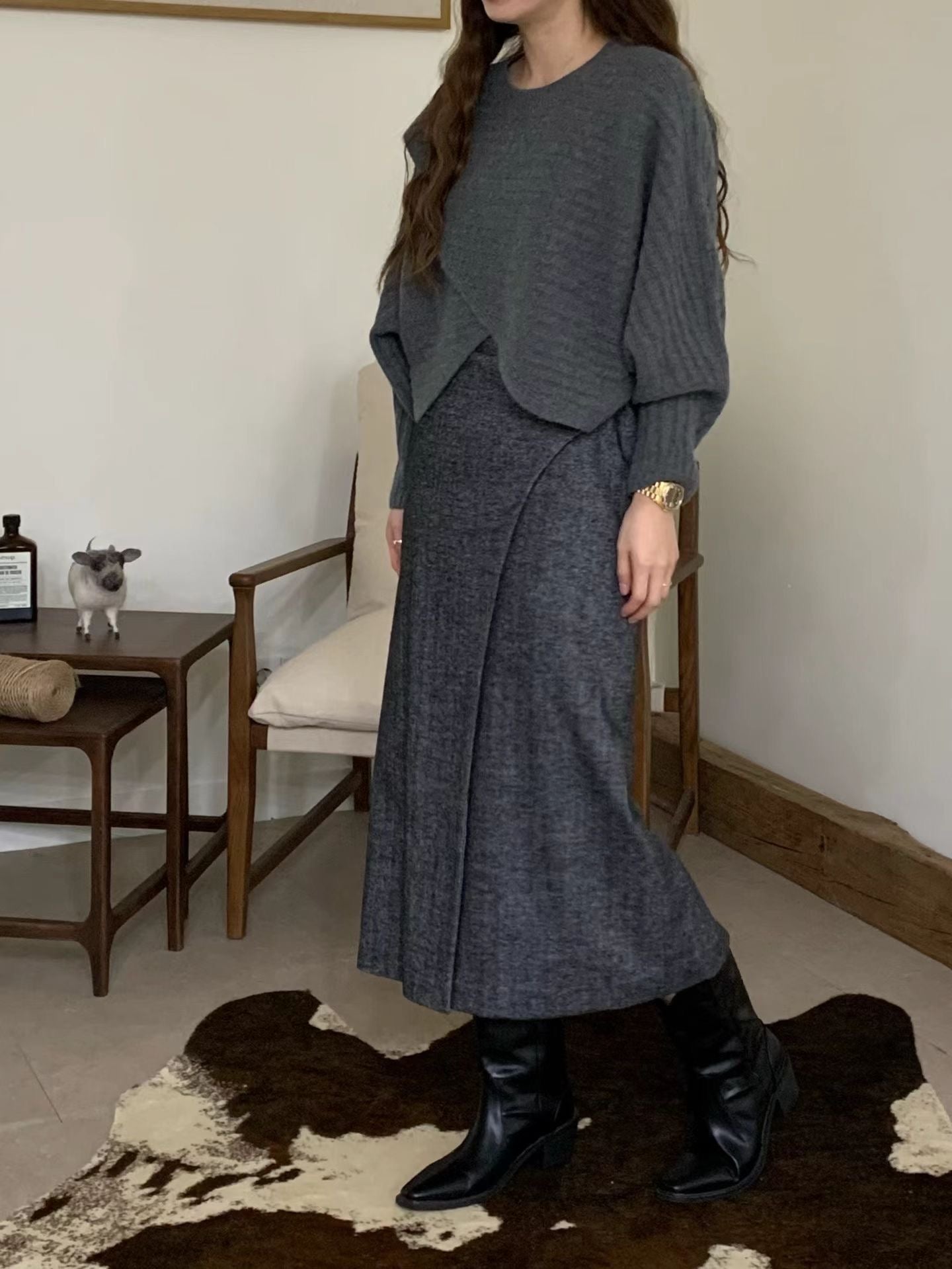 ♡氣質Oni家♡披肩感斜裁設計針織上衣 (C251226)