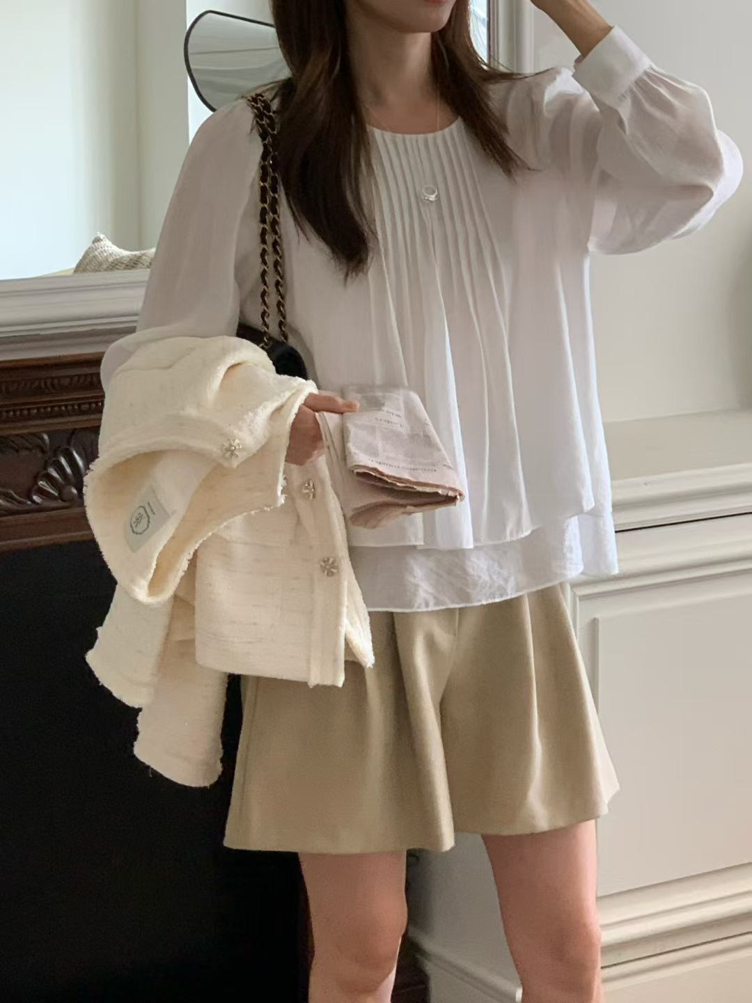 ♡柔美細褶層次上衣♡ (C250946)