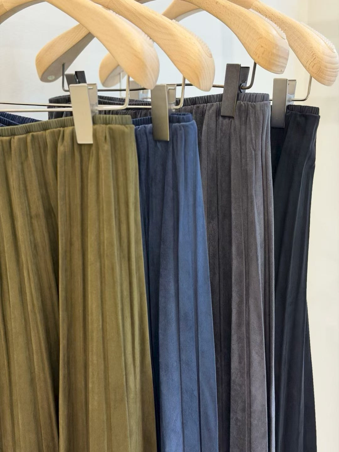 ♡霧絨顯瘦質感百褶裙♡ (C251160)