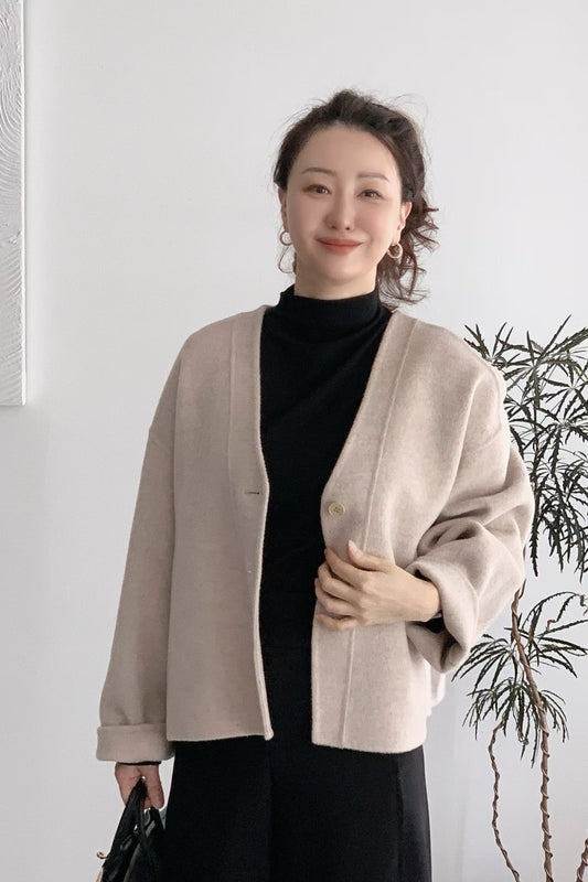 ♡百搭挺版V領手工毛呢外套♡ (C251270)