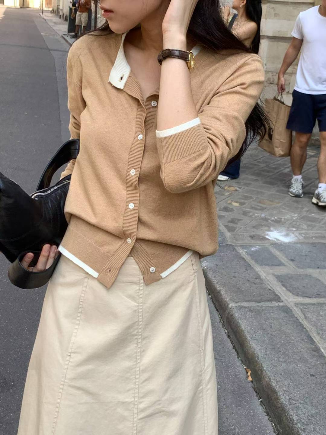 ♡優雅圓領撞色滾邊針織開衫♡ (C251013)