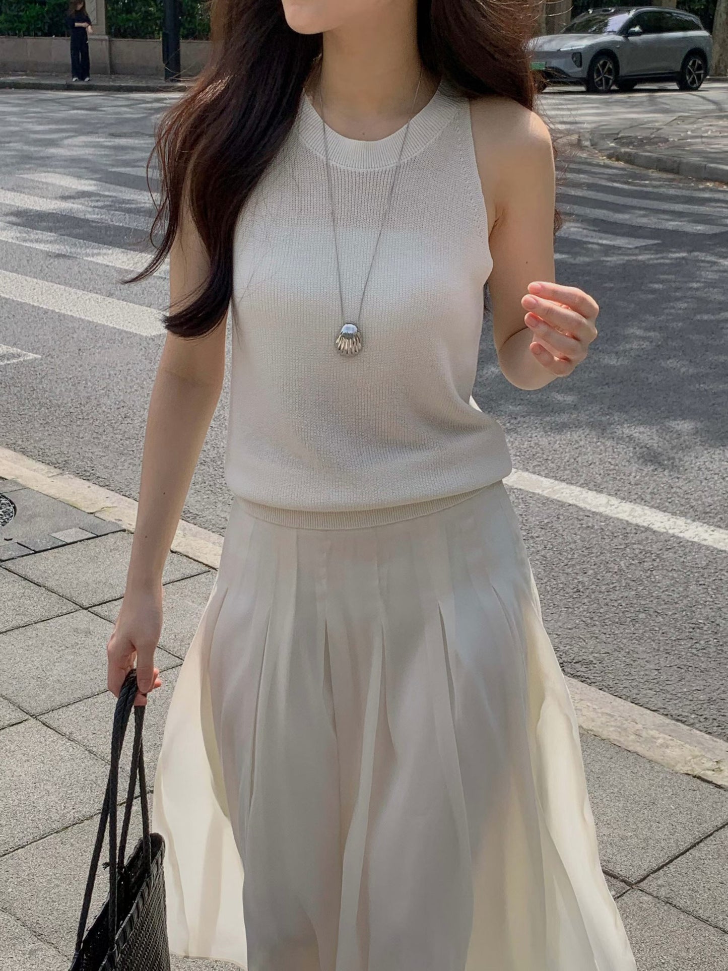 ♡溫柔高級感細針織削肩背心♡ (C260510)