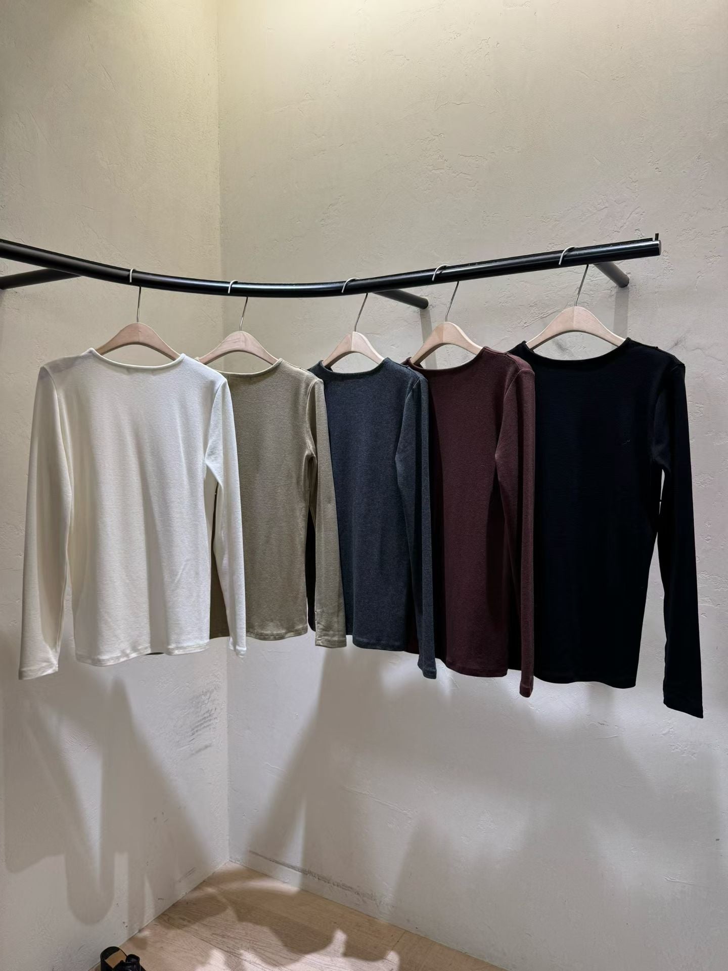 ♡低調立體線條百搭長袖上衣♡ (C251029)