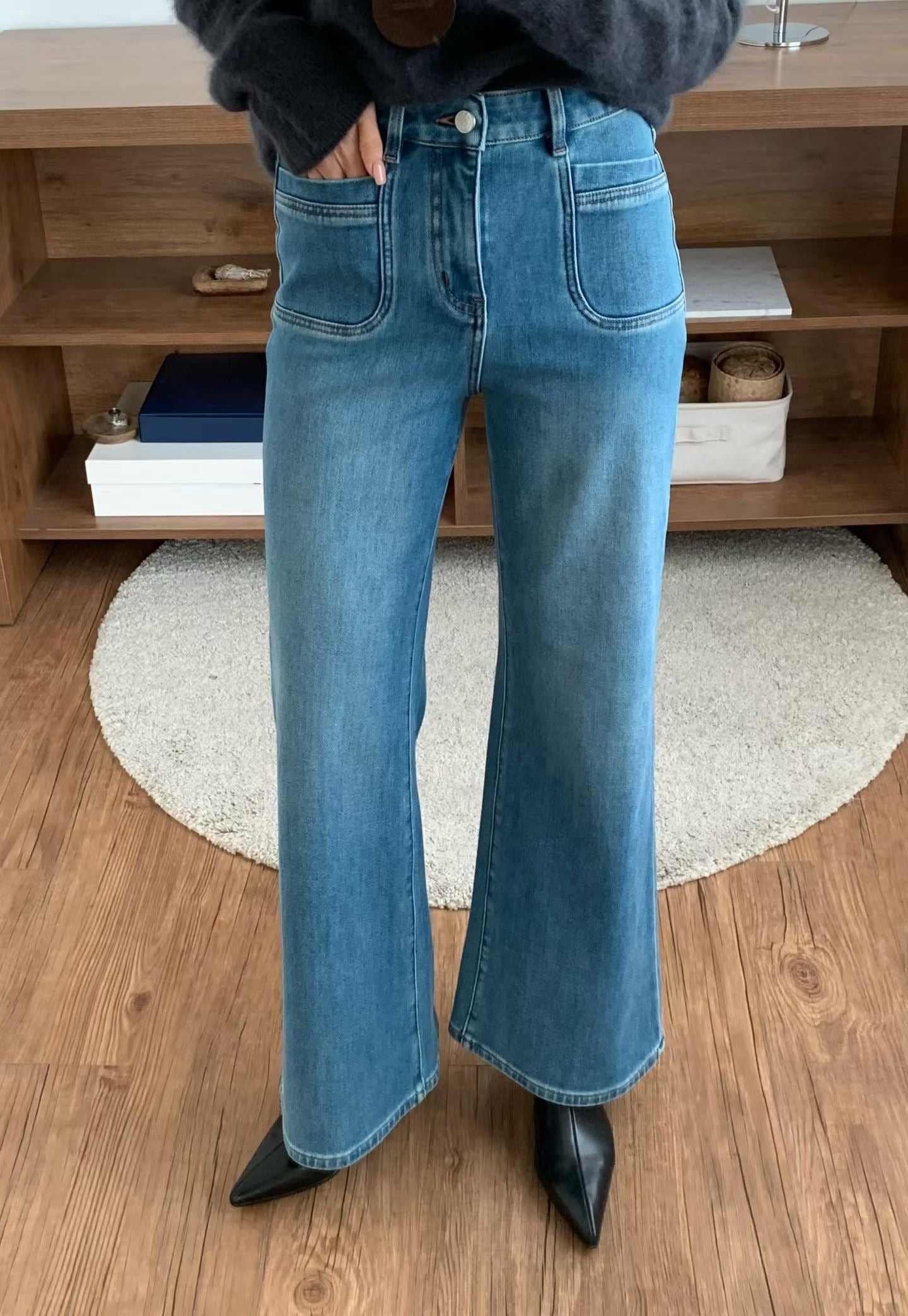 ♡雙口袋修身刷絨微喇叭牛仔褲♡ (C251216)