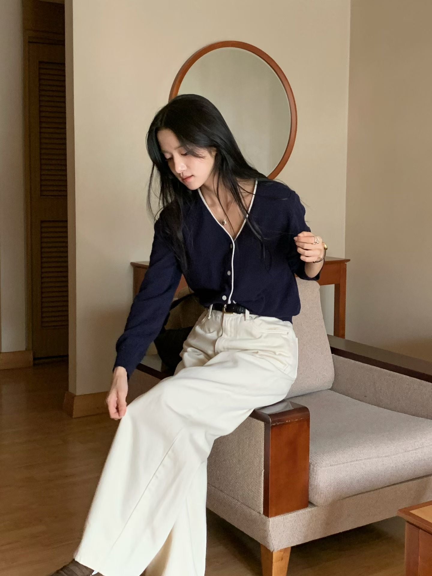 ♡ 優雅V領撞色滾邊開襟衫♡ (C251033)