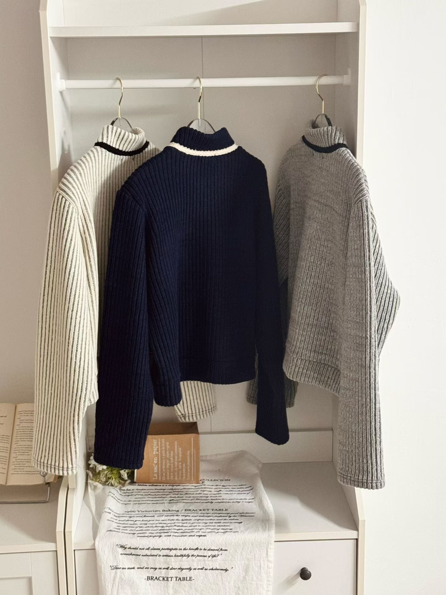 ♡立體直條紋編織口袋拉鍊外套♡ (C251225)