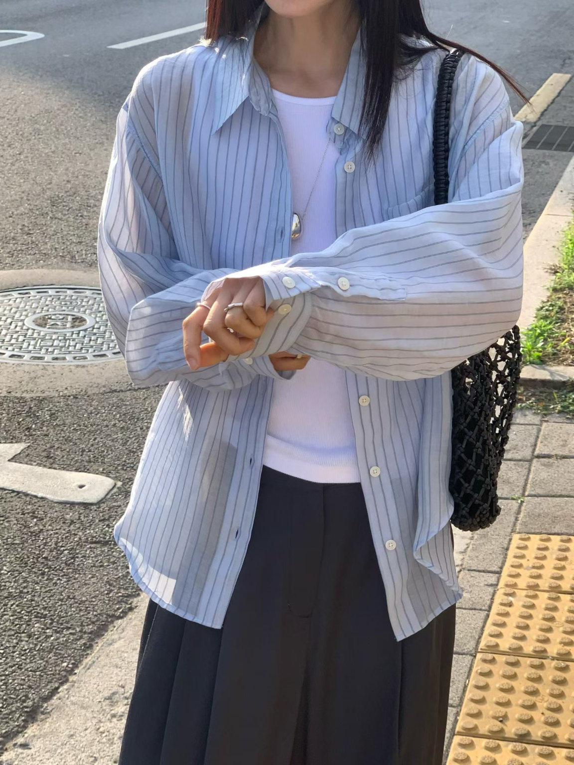 ♡冰霧光感條紋透膚襯衫♡ (C260659)