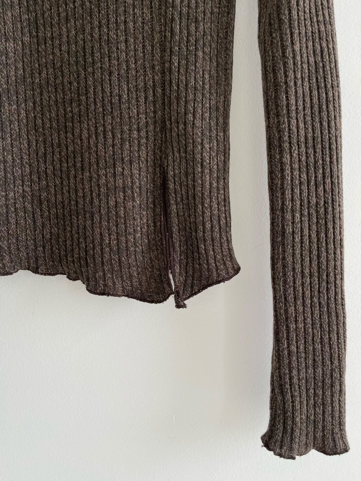 ♡百搭羅紋側開衩針織上衣♡ (C251018)