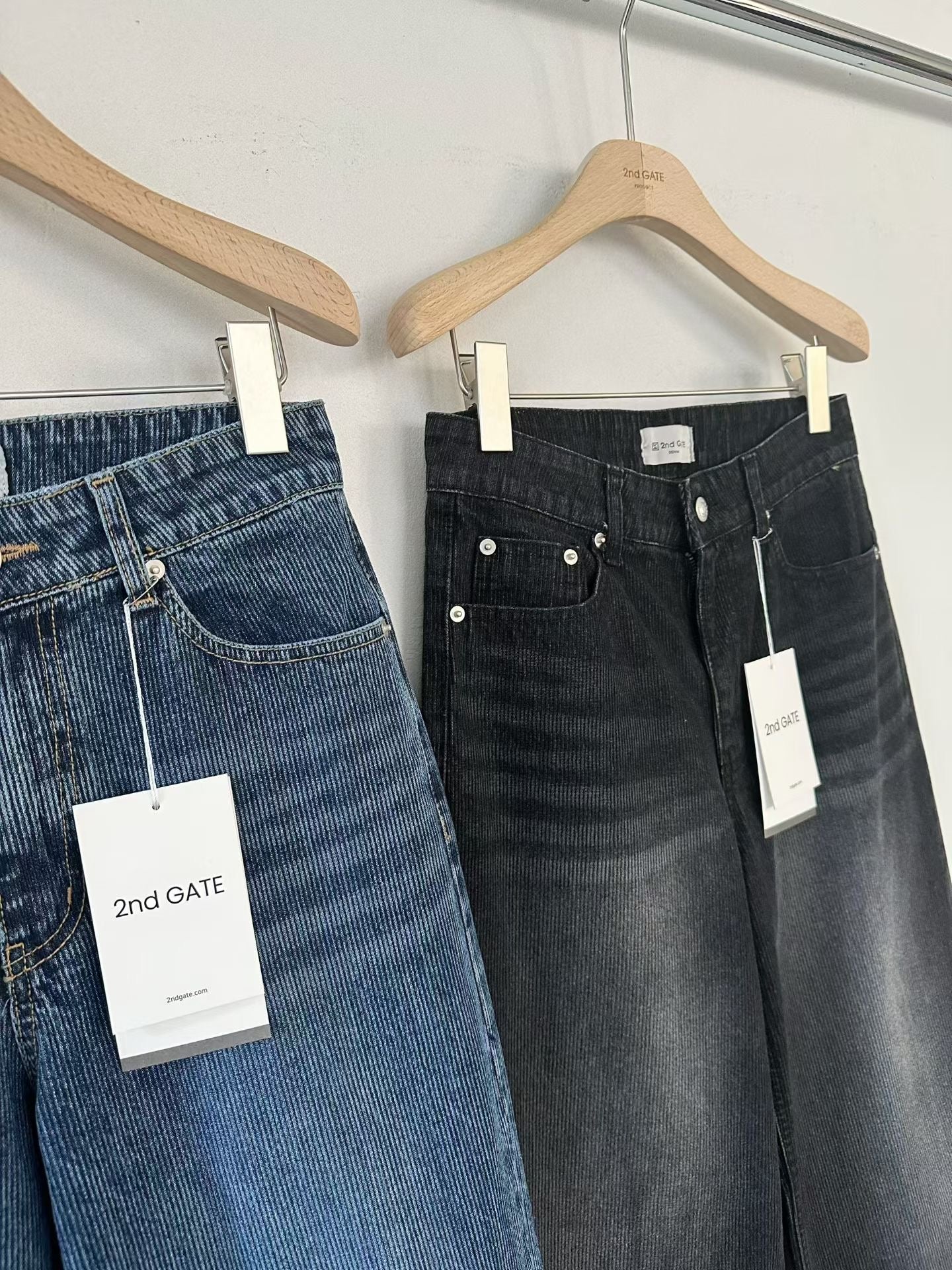 ♡零束縛豎紋寬直筒牛仔褲♡ (C251238)