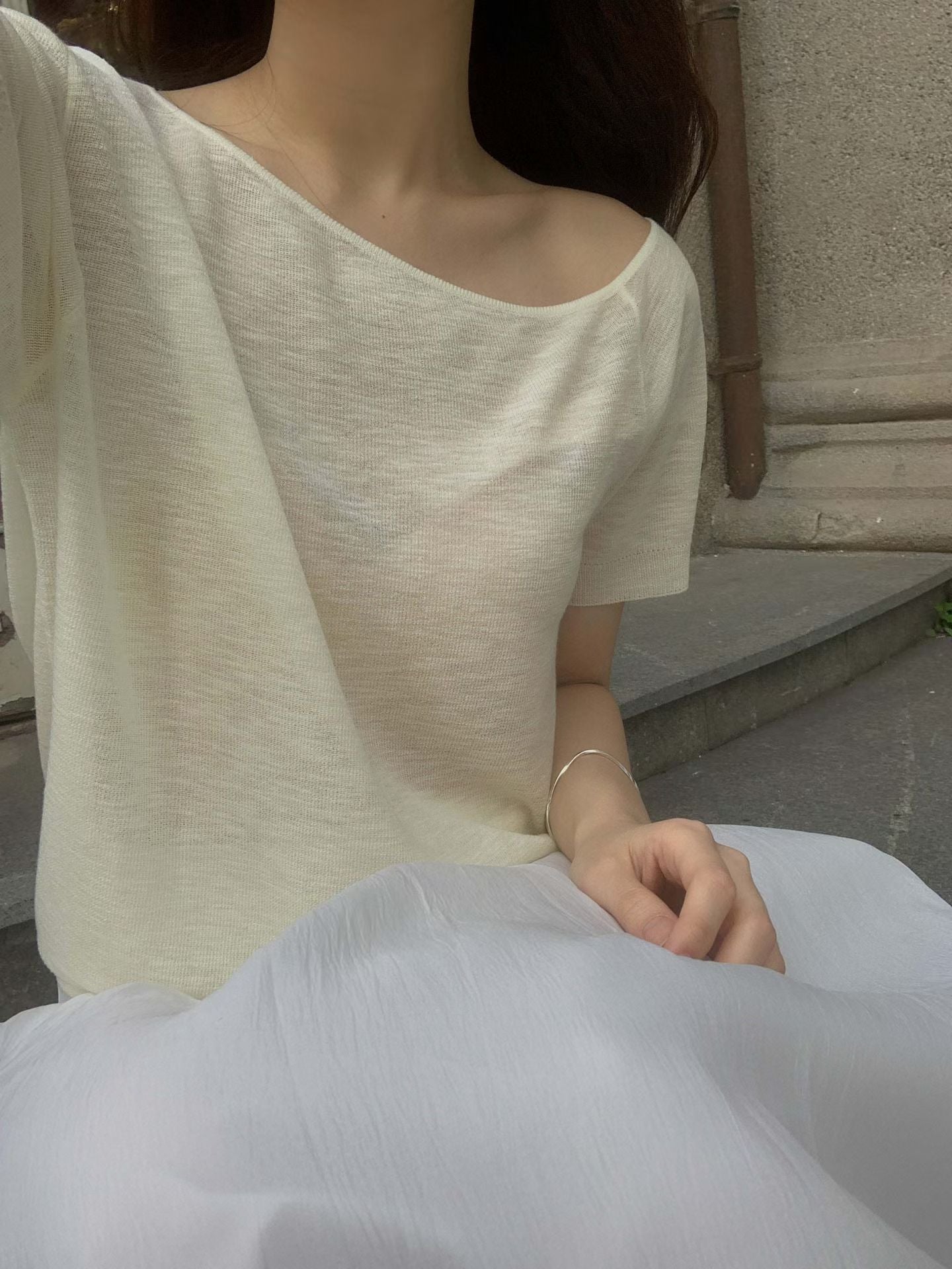 ♡輕薄鬆弛感大U領針織上衣♡ (C260511)