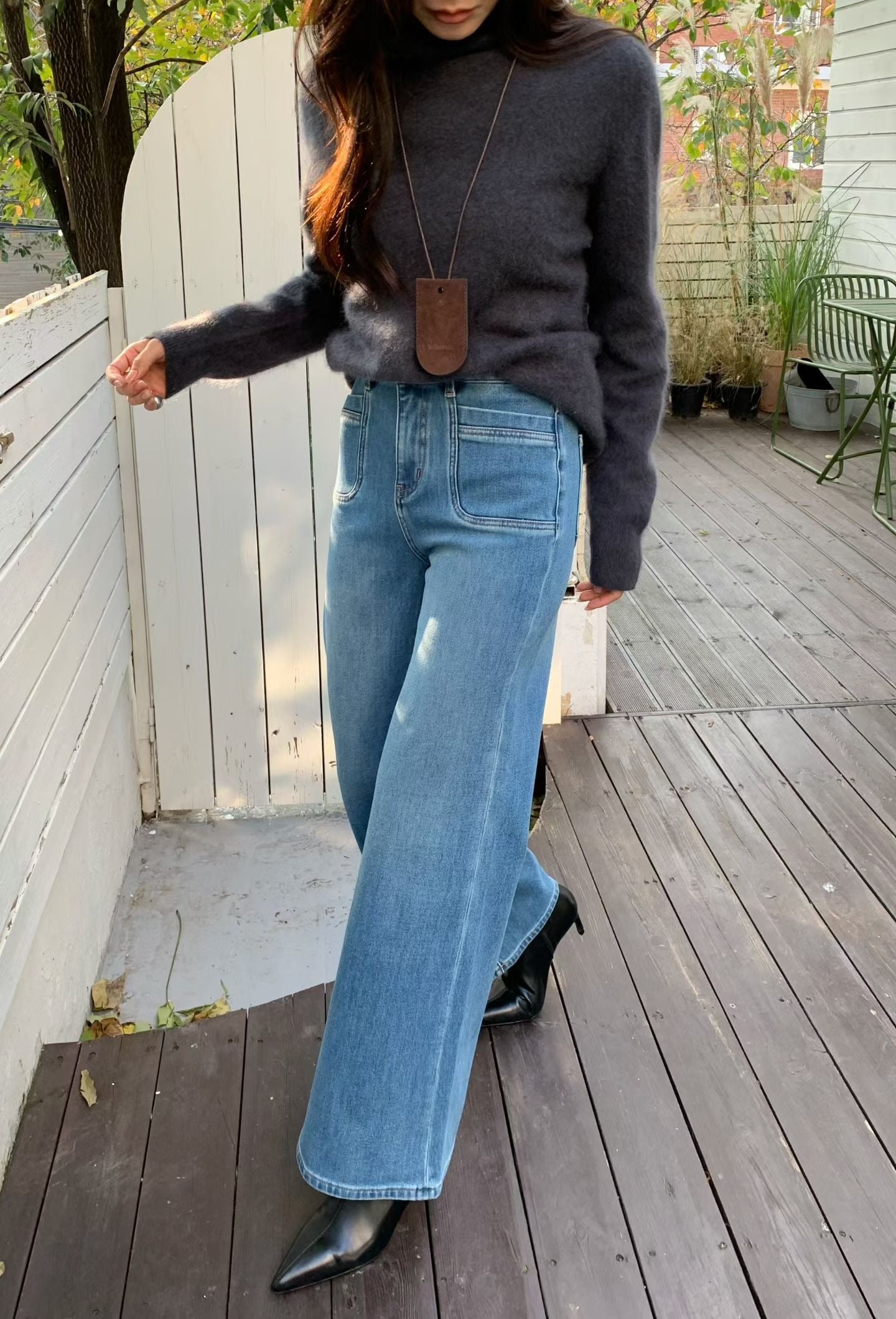 ♡雙口袋修身刷絨微喇叭牛仔褲♡ (C251216)