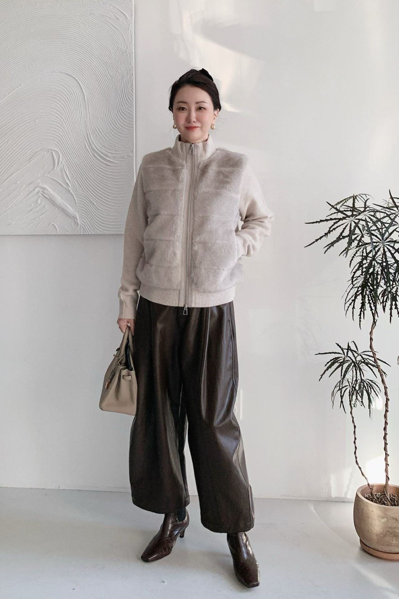 ♡貴氣暖絨拼接立領拉鍊外套♡ (C251271)