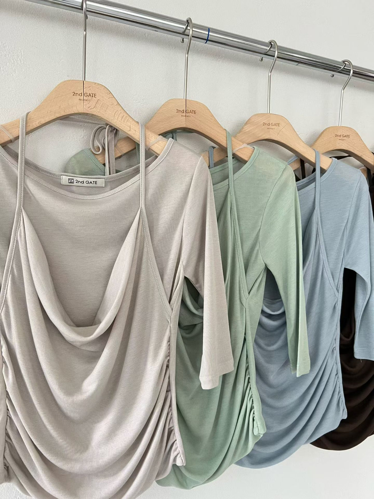 ♡Layer Drape 修身層次感天絲上衣♡ (C260920)