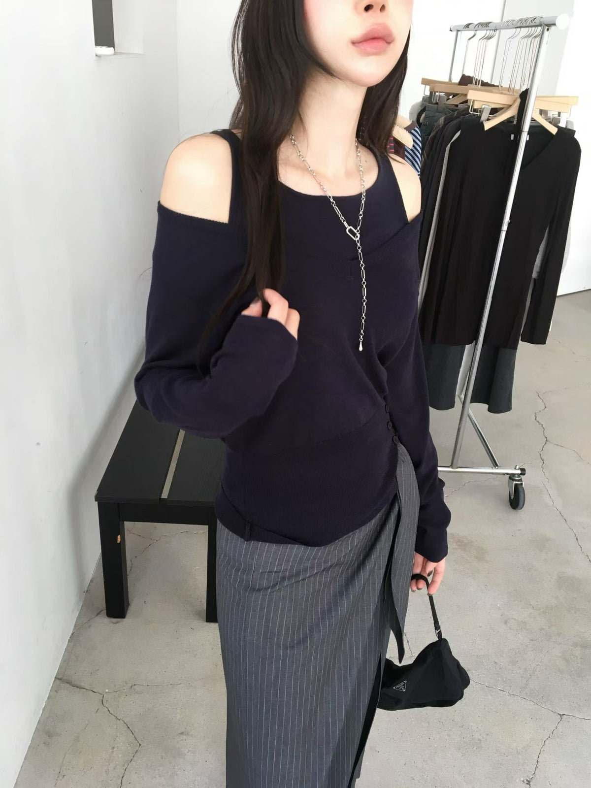 ♡掛脖假兩件側釦修身上衣♡ (C261040)