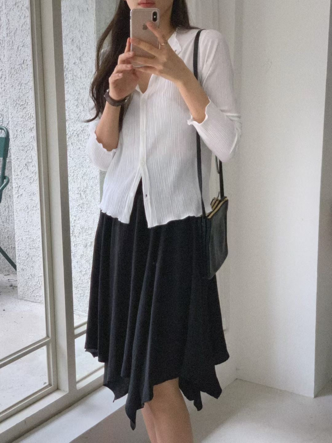 ♡顯瘦嫩感水波壓褶針織外罩衫♡ (C250945)