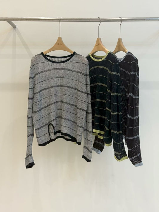 ♡輕盈微透感休閒條紋上衣♡ (C251155)