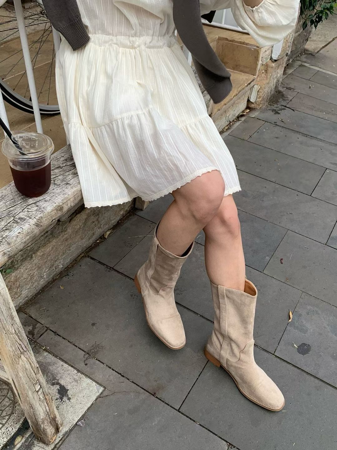 ♡法式氣質直條紋綁帶澎袖洋裝♡ (C260438)